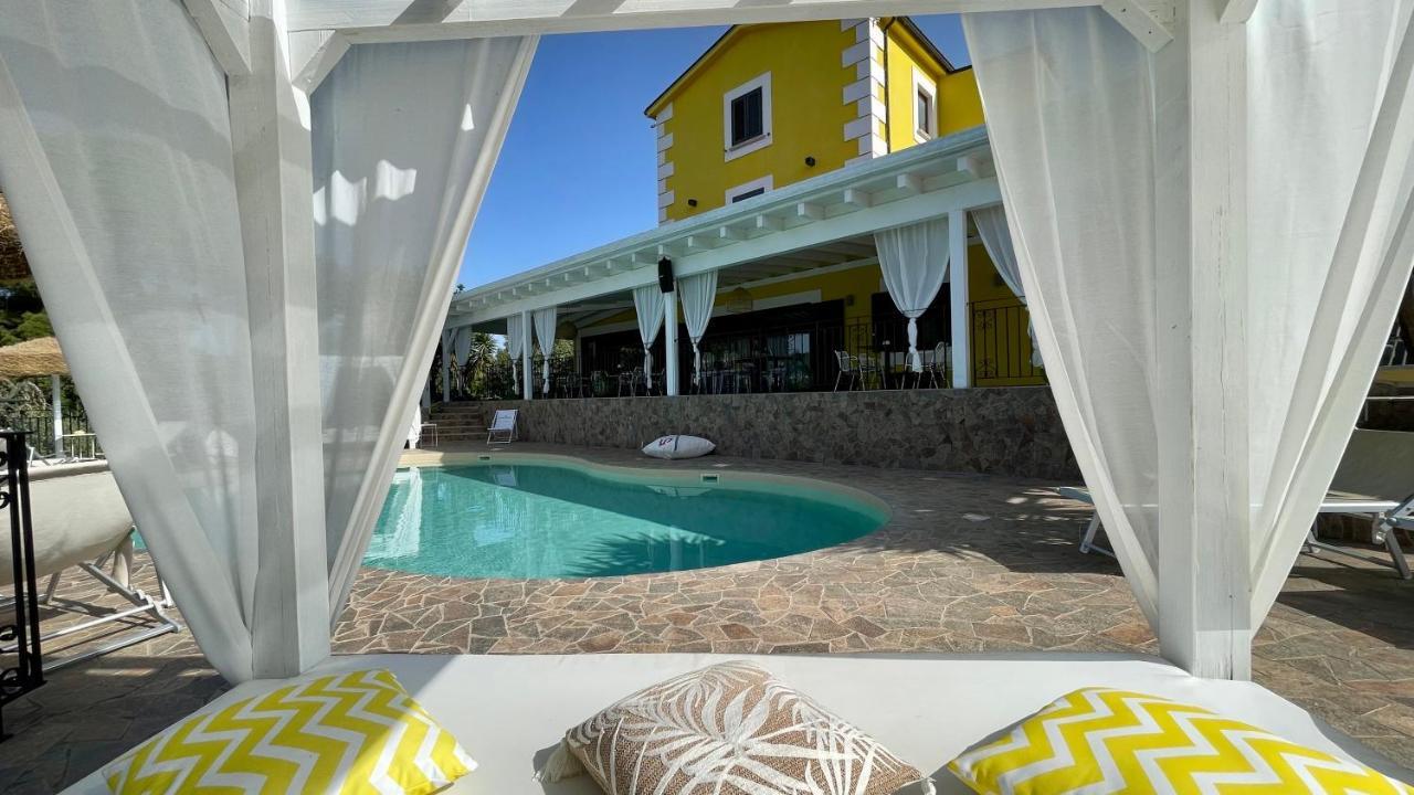 Borgo Del Nespolo Bed & Breakfast Peschici Eksteriør bilde