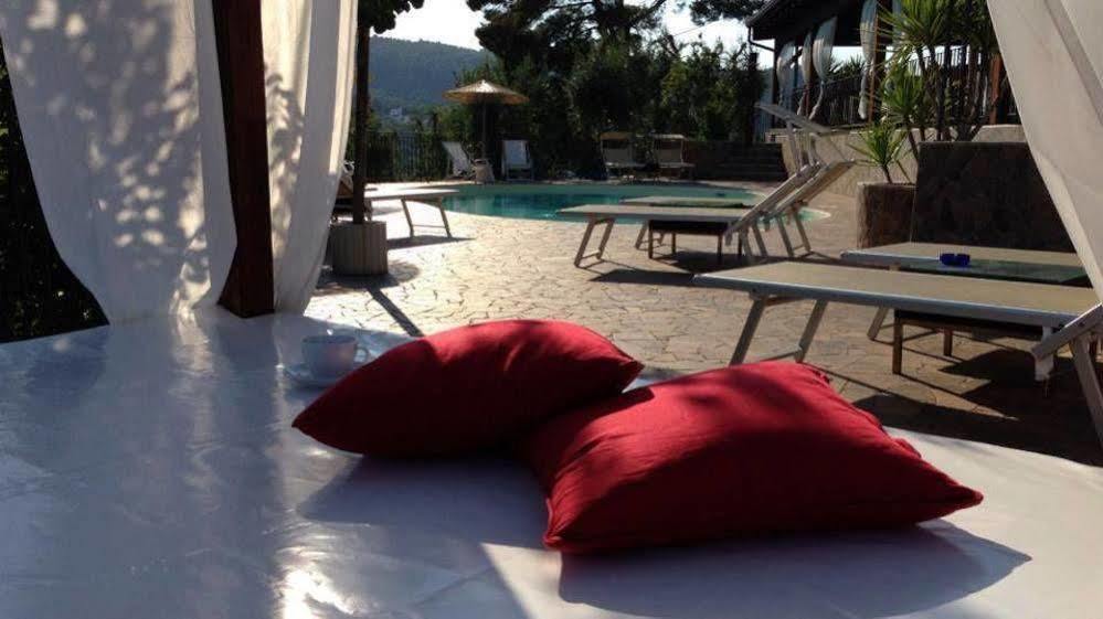 Borgo Del Nespolo Bed & Breakfast Peschici Eksteriør bilde